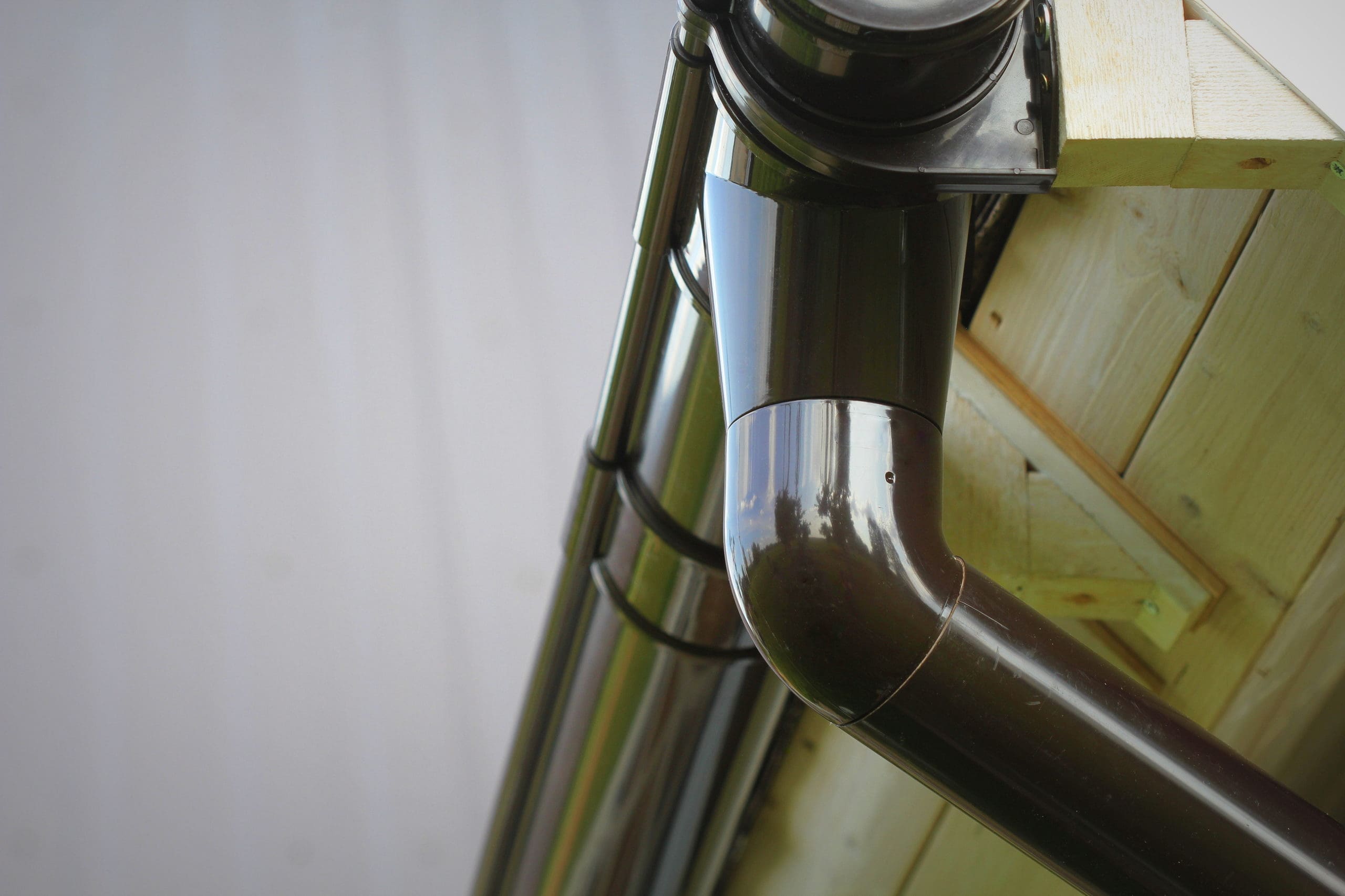 Rain Gutter Pipeline System to illustrate Metal Roof Overhang For Gutters and and Seamless Gutter Installation.