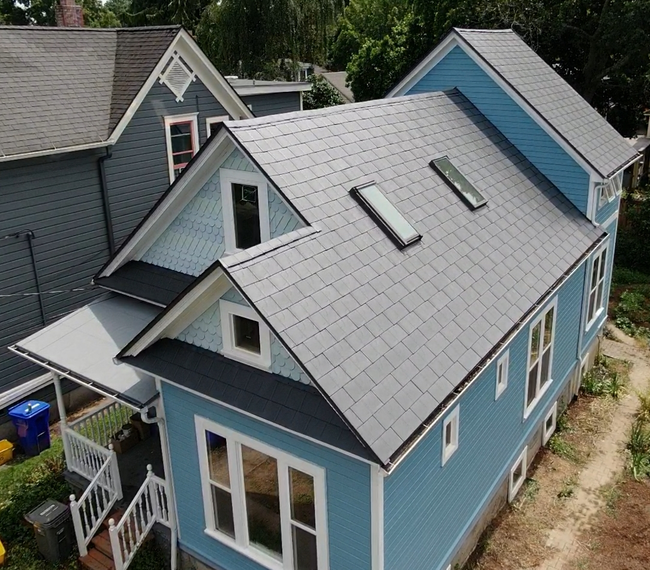 Home with Charcoal Grey Slate Shingle